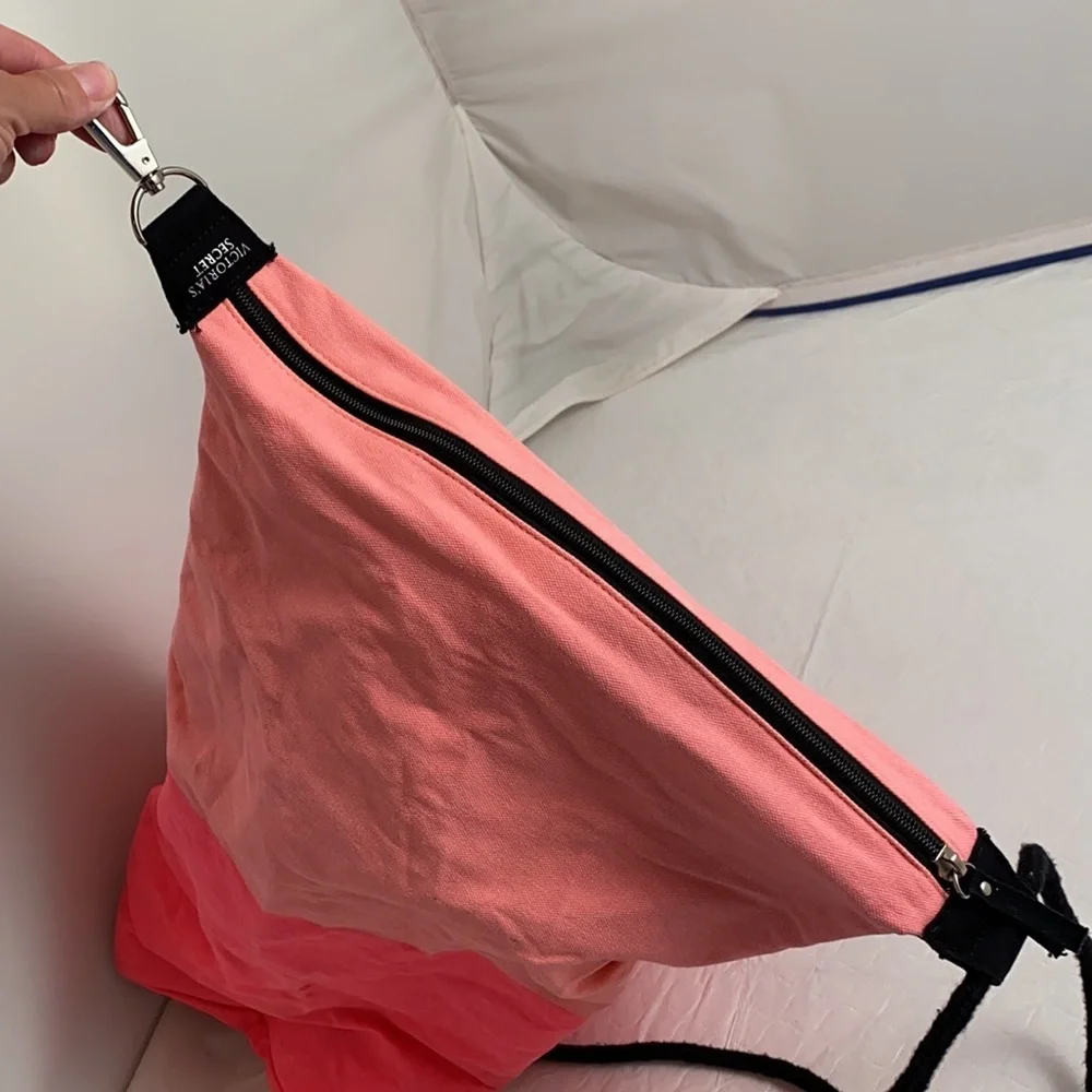 Victoria’s Secret two tone pink canvas backpack - Picture 9 of 9